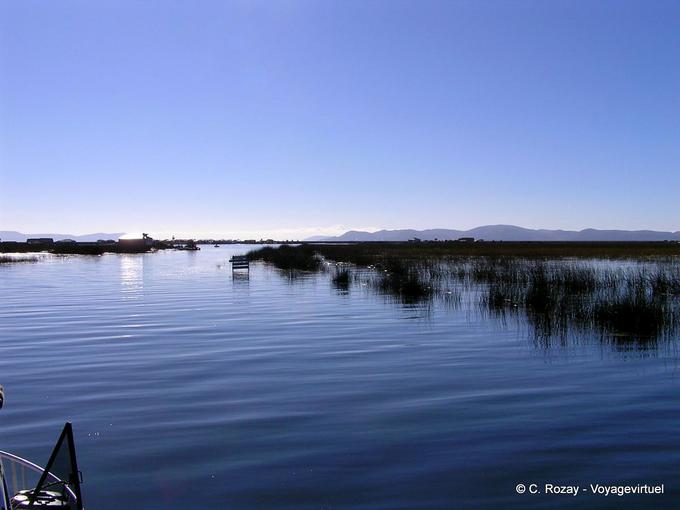 Blu sera sul Lago Titicaca -Perù