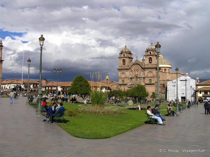 Angolo invece di Puma (Huacaypata) famosa Plaza de Armas, Cusco -Perù