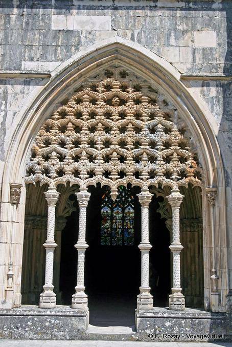 Batalha, lucernari chiostro - Portogallo