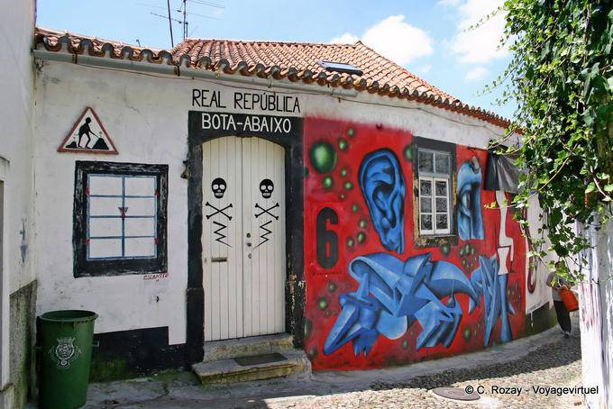 Painted House, Real República bota-abaixo, Coimbra - Portogallo