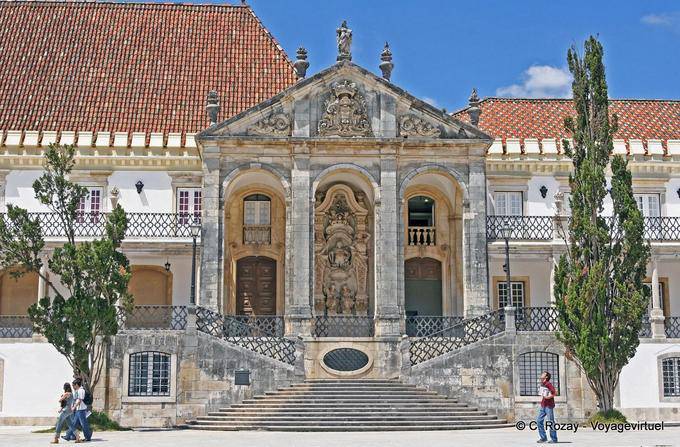 Ingresso principale, Paços da Velha Universidade, Coimbra - Portogallo