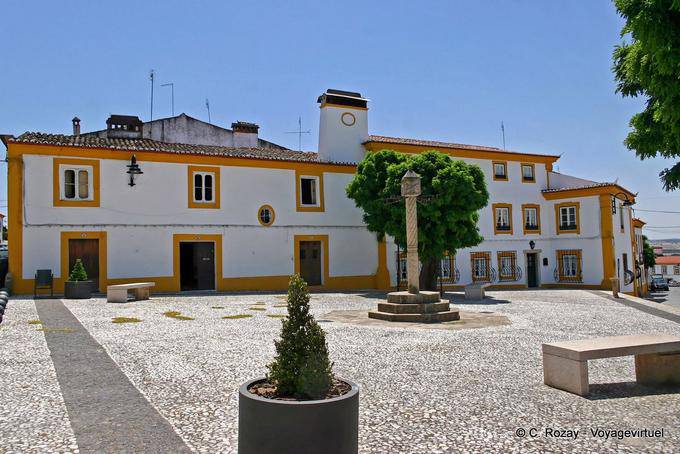 Praça do Municipio in Crato - Portogallo