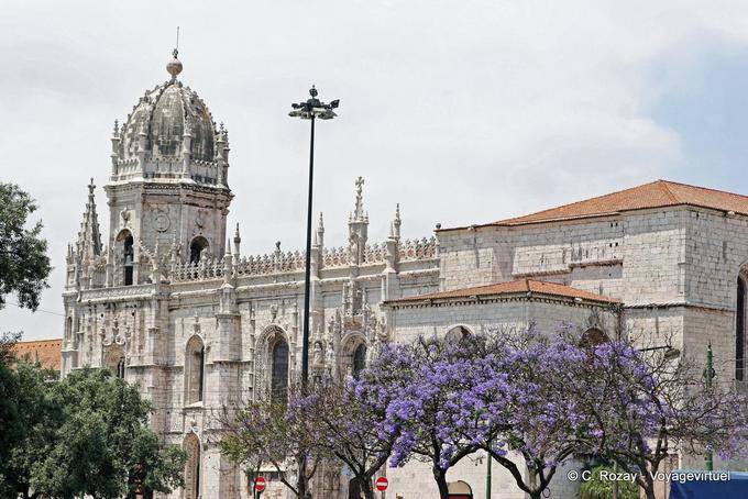 Veduta della Chiesa del Monastero di Jeronimos, Lisbona - Portogallo