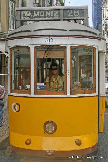 L'autista del tram, 28 elettrico Moniz, Lisbona - Portogallo