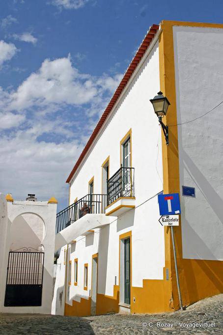 Rua Igreja, Mértola - Portogallo