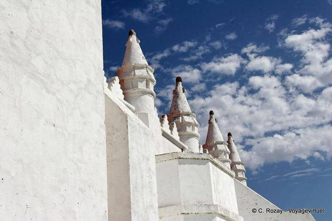Chiesa di Mértola, torri coniche del tardo gotico Alentejo - Portogallo