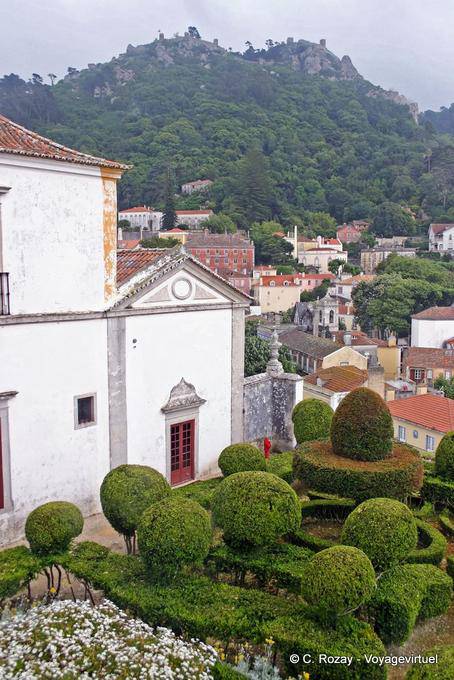 La Topiary Parco del Palazzo Nazionale e il Castelo dos Mouros, Sintra - Portogallo