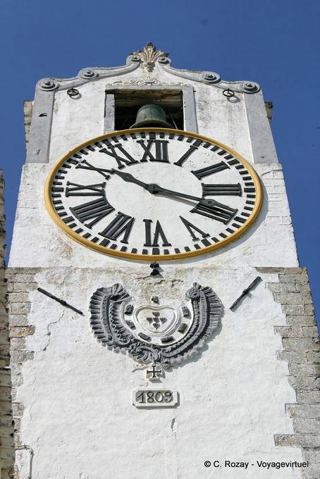 Chiesa orologio torre di Santa Maria do Castelo, Tavira - Portogallo