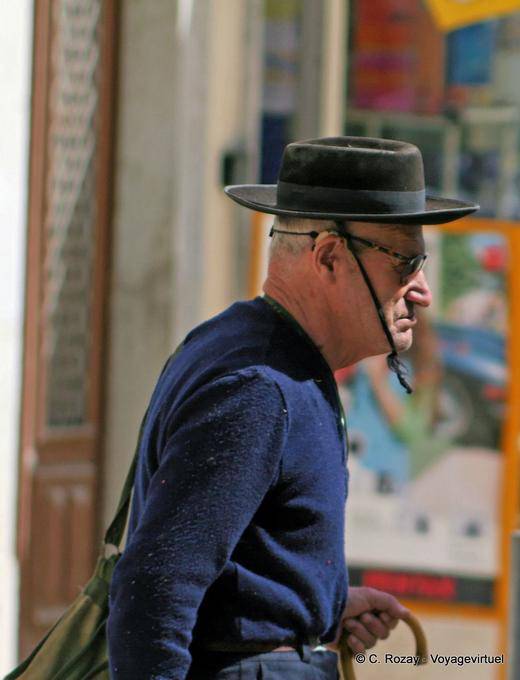 L'uomo con il cappello portoghese, Tavira - Portogallo