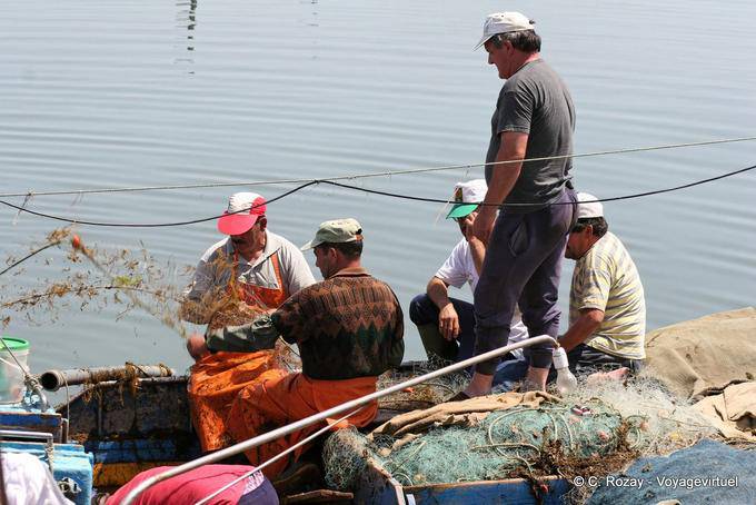 La preparazione dei pescatori, Tavira - Portogallo