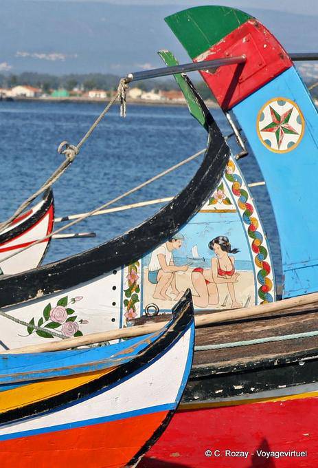 Storia di amore dipinto sulla prua della moliceiro, Torreira - Portogallo