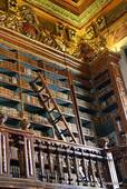 Ringhiera e scala, Joanine Biblioteca, Coimbra, Portogallo.