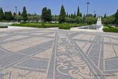 Preparare il giardino da Praça do Imperio, Jerónimos, Lisbona, Portogallo.
