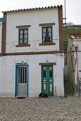 Vende-se, tipica casa in vendita, Nazaré, Portogallo.