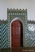 I rivestimenti e intorno a una porta, il Palazzo Nazionale, Sintra, Portogallo.