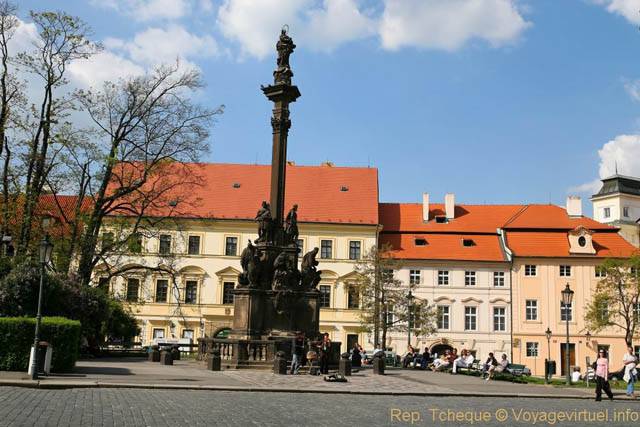 Colonne de la Sainte Trinité ou de la Peste, Lesser Town Square, Hradcanske Nam - Praga, Repubblica Ceca