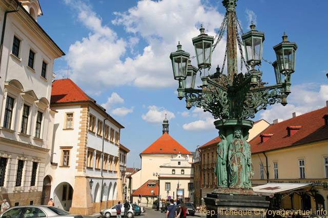 Le lampadaire aux scultures, Loretanska, Hradčany - Praga, Repubblica Ceca
