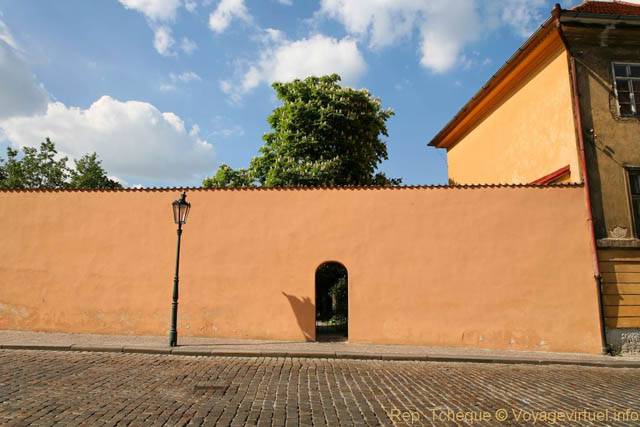 Couleur de mur, Loretanska, Hradčany - Praga, Repubblica Ceca