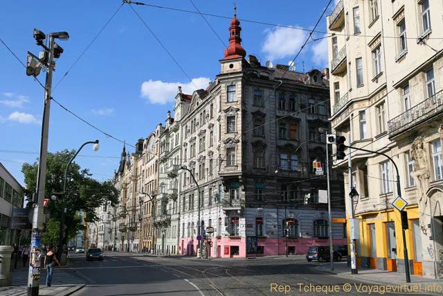 Immeuble à l'angle de Myslíkova et Masarykovo Nabrezy - Praga, Repubblica Ceca