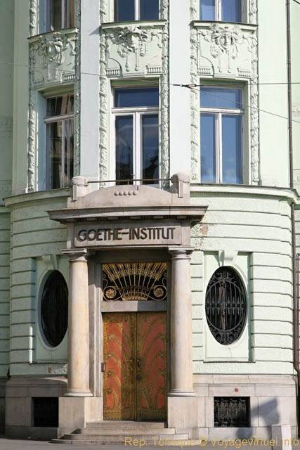 Masarykovo Nabrezy, l'entrée du Goethe Institut - Praga, Repubblica Ceca