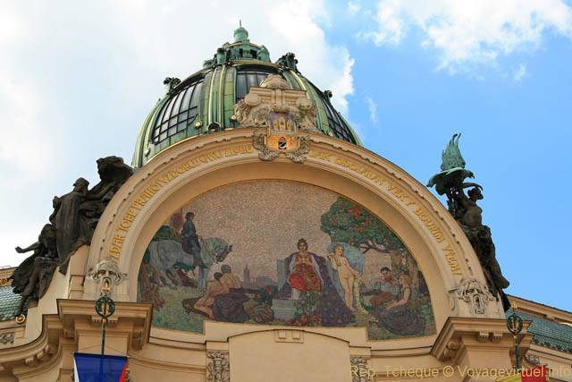 Mosaique sous la coupole de la Maison municipale (Obecní dům) - Praga, Repubblica Ceca