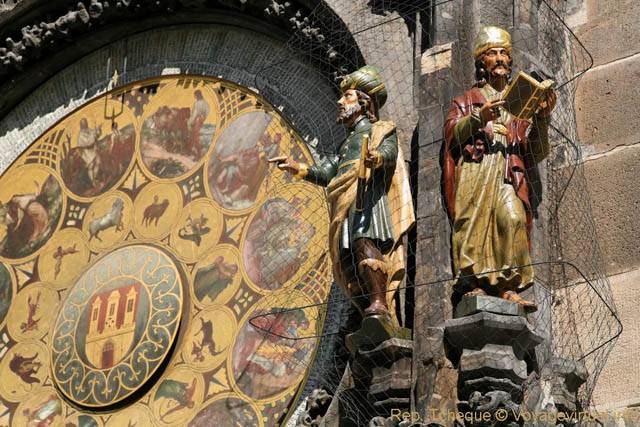Vieille-Ville, Ancien Hôtel de ville, les personnages à droite du cercle zodiacal de l'horloge astronomique - Praga, Repubblica Ceca