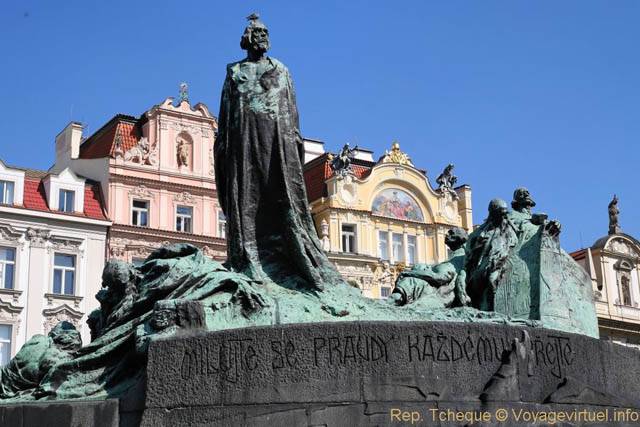 Place de la Vieille-Ville, la Statue de Jean Hus, Staroměstské náměstí - Praga, Repubblica Ceca