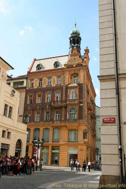 Immeuble à l'angle de Havelska, vue depuis Ovocny Trh, Stare Mesto - Praga, Repubblica Ceca