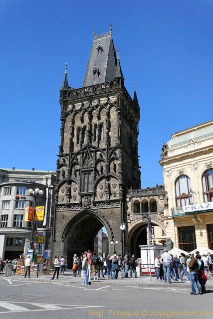 La Tour de la Poudrière (Prašná brána), côté Est - Praga, Repubblica Ceca