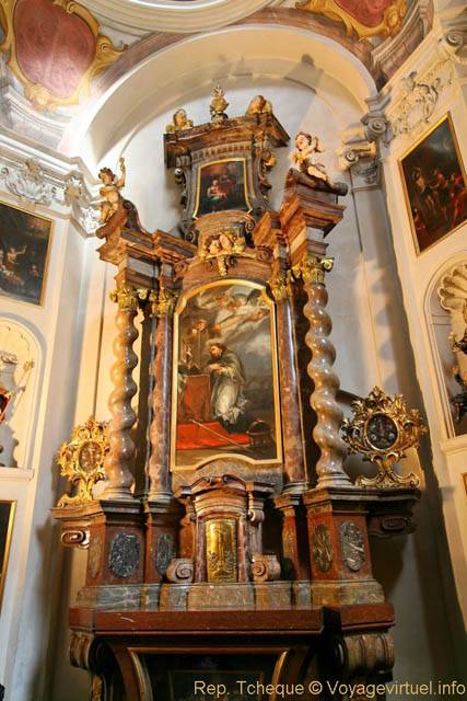 Autel en marbre, Chapelle Saint Vinceslas, basilique Saint-Georges, (Jiřský klášter) - Praga, Repubblica Ceca