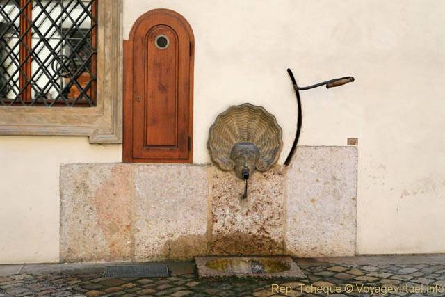 Fontaine manuelle, Palais Wallenstein - Praga, Repubblica Ceca