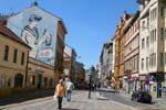 Promenade pédestre, Jindrisska Namesti, Praga, Repubblica Ceca.