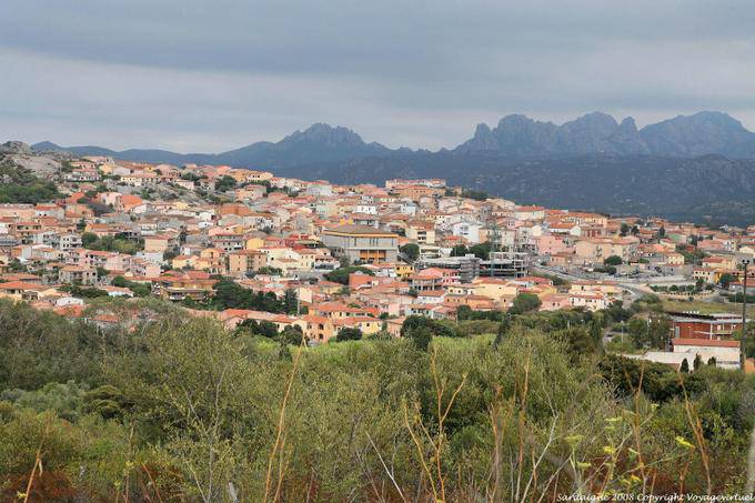 Arzachena, vista della città - Sardegna