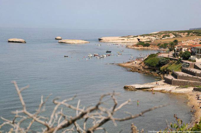 La costa vicino a Santa Caterina di Pittinuri - Sardegna
