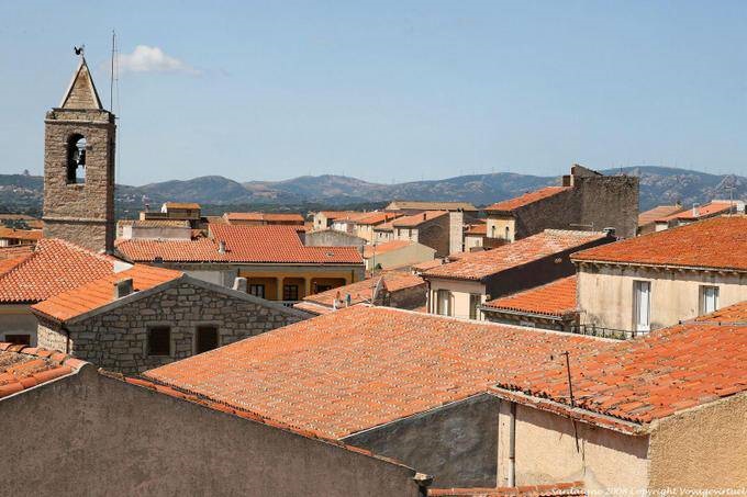 Luras, con vista sui tetti - Sardegna