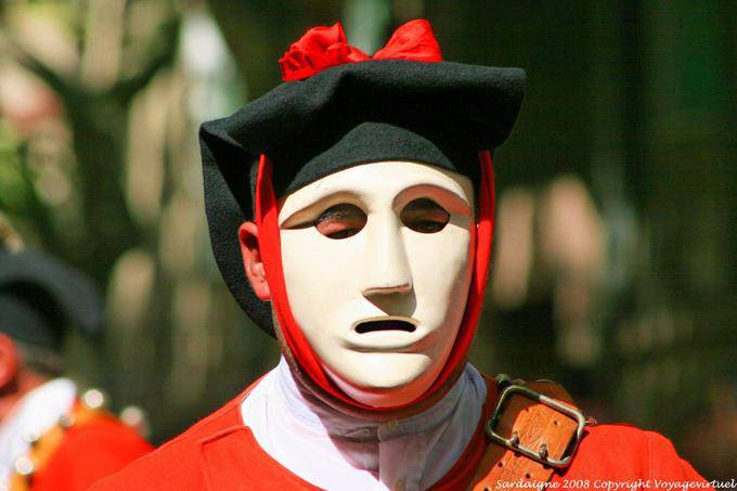Nuoro, Festa del Redentore, faccia Maschere Mamoiada senza occhi - Sardegna
