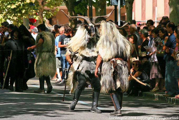 Nuoro, Festa del Redentore, sos Merdules Bezzos di Otzana - Sardegna