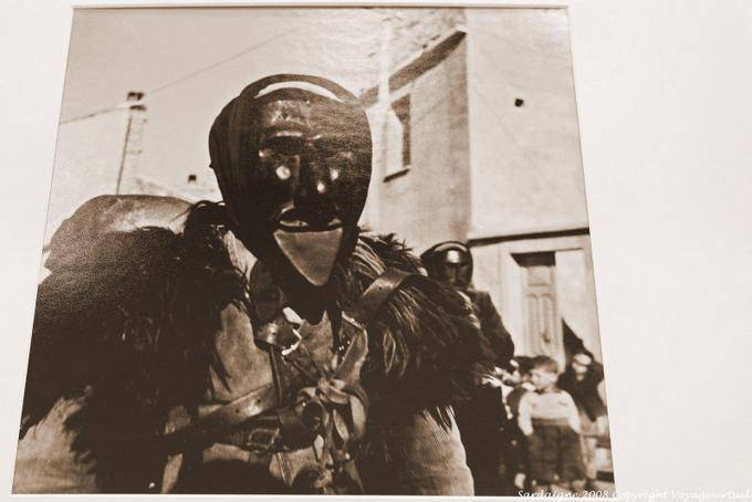 Museo Nuoro, maschera Mamoiada - Sardegna