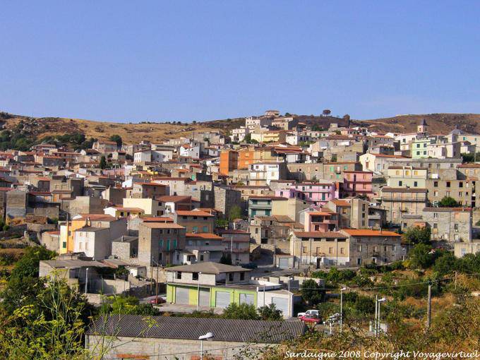 Vista Sarule sul villaggio - Sardegna