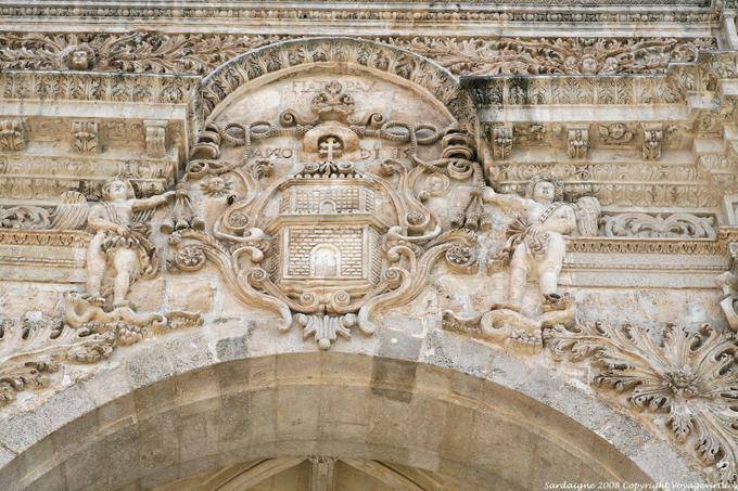Sassari, la Cattedrale di San Nicola, sopra il portico, Fiat Pax - Sardegna
