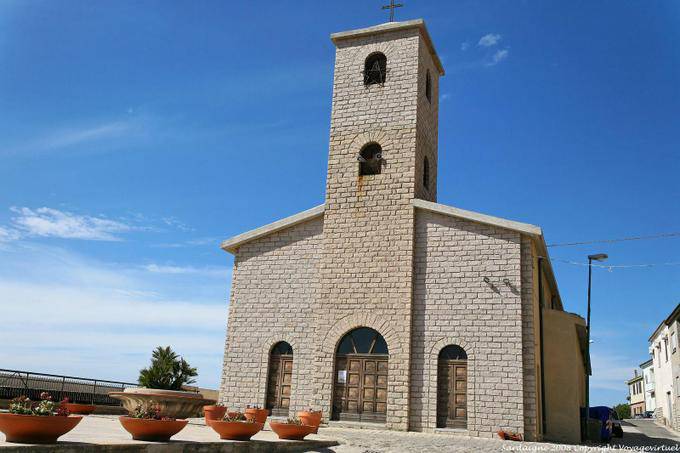 Trinita Agultu chiesa Parrocchia Ss. Trinita sul davanzale - Sardegna