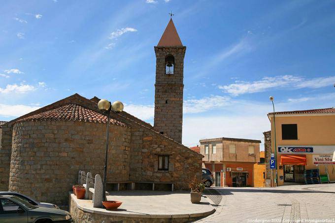 Trinità d'Agultu e Vignola, invece del 4 novembre e la Chiesa - Sardegna