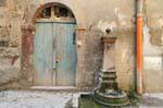 Bosa, Vicolo della Scuda Fountain Street, Sardegna.