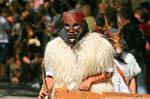 Nuoro, Festa del Redentore, sos Merdules Bezzos di Otzana, doppia maschera, Sardegna.