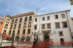 Sassari, Palazzo del Barone Uzzini, vista dalla piazza Tola, Sardegna.