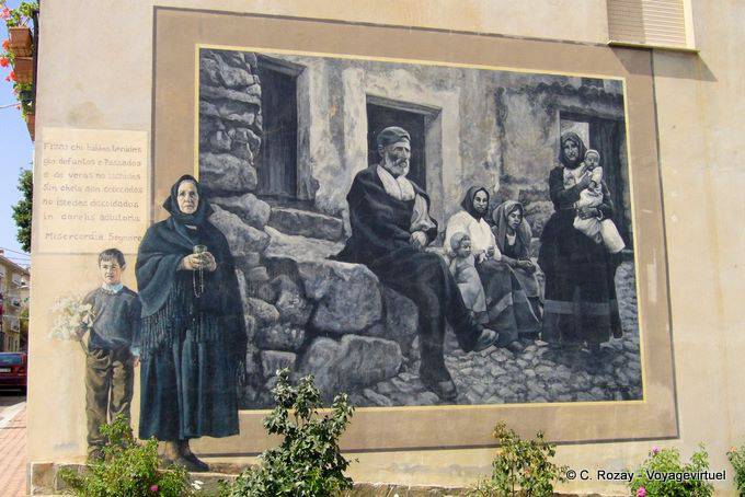 Fonni, scena lutto, Misericordia Signore, murale - Sardegna