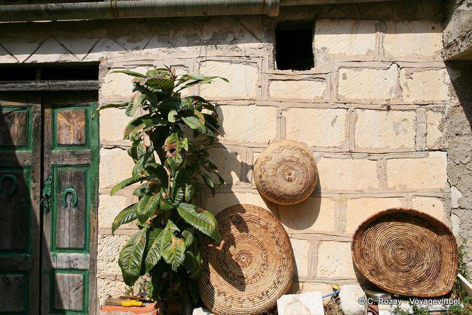 Tinnura, cesti intrecciati fibra vegetale asfodelo - Sardegna