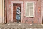 Tinnura, moglie di cinque, murale, Sardegna.