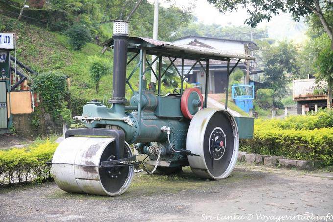 Steam-roller, via Colombo Kandy - Ceylon Sri Lanka