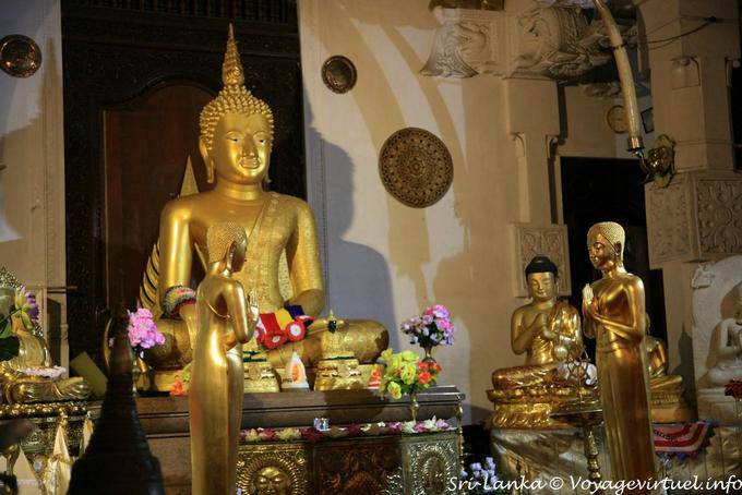 Altre viste altare e buddha nel Nuovo Tempio, Dalada Maligawa, Kandy - Ceylon Sri Lanka